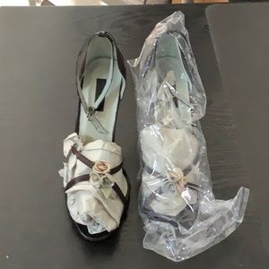 Aurora black Myla 4in stiletto heel size 7 new